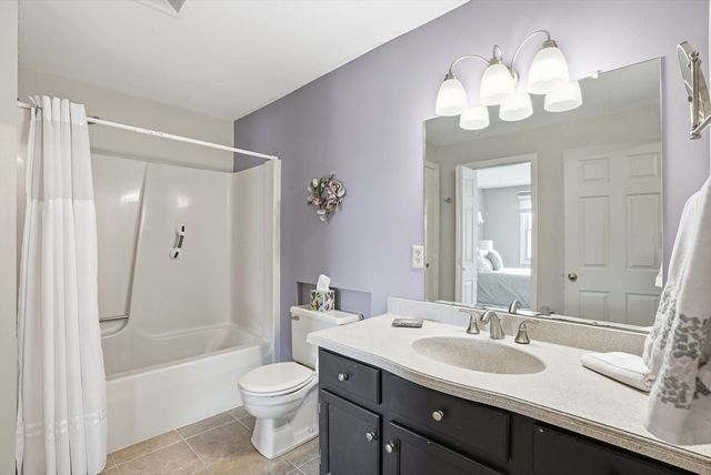 308 Ocean Meadows 308, Fairhaven, MA 02719