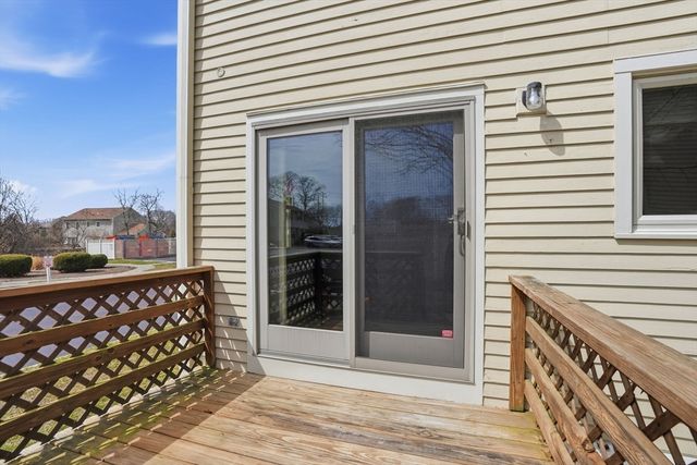 308 Ocean Meadows 308, Fairhaven, MA 02719