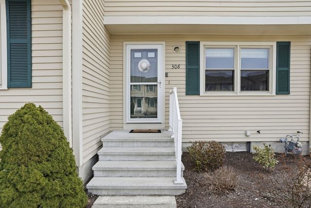 308 Ocean Meadows 308, Fairhaven, MA 02719