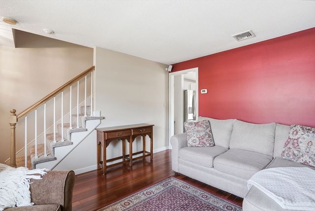 308 Ocean Meadows 308, Fairhaven, MA 02719