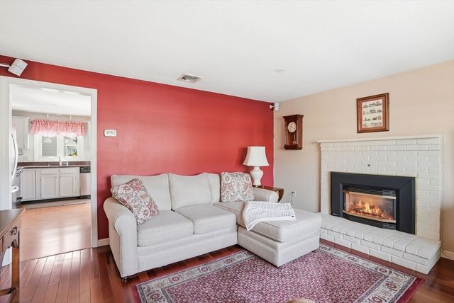 308 Ocean Meadows 308, Fairhaven, MA 02719