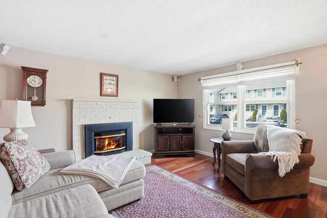 308 Ocean Meadows 308, Fairhaven, MA 02719