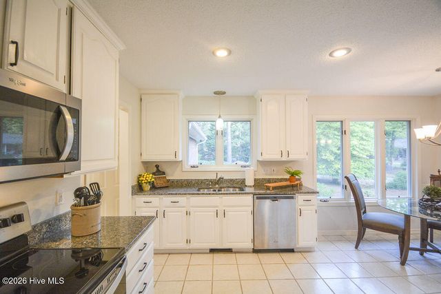 6 Spruce Lane, Pinehurst, NC 28374