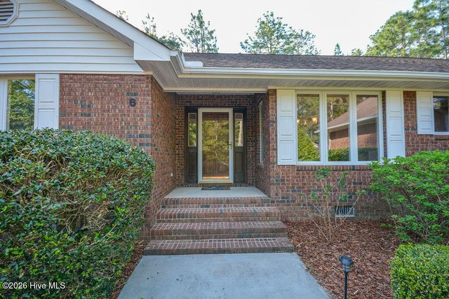 6 Spruce Lane, Pinehurst, NC 28374