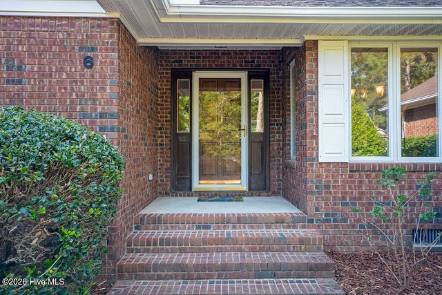 6 Spruce Lane, Pinehurst, NC 28374