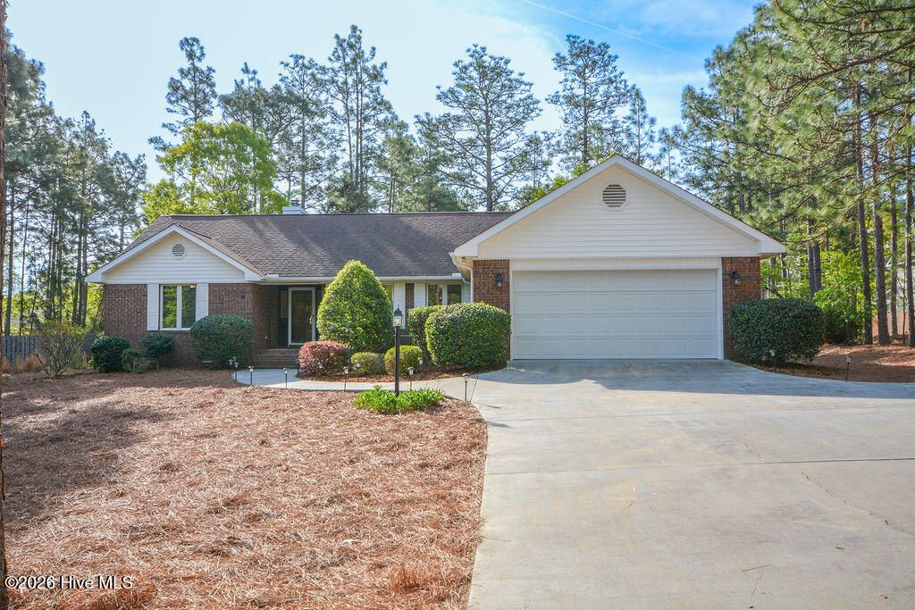 6 Spruce Lane, Pinehurst, NC 28374