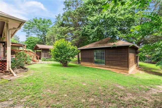 1010 Bear Track Drive, Van Buren, AR 72956