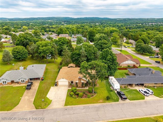 1010 Bear Track Drive, Van Buren, AR 72956