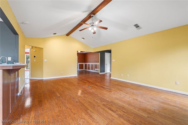 1010 Bear Track Drive, Van Buren, AR 72956
