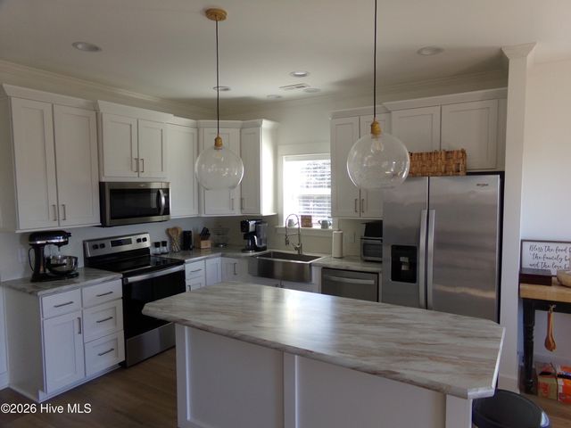 1919 Waterway Street SW, Supply, NC 28462