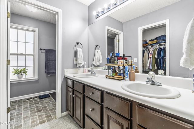 6201 Lilly Stream Court, Willow Spring, NC 27592