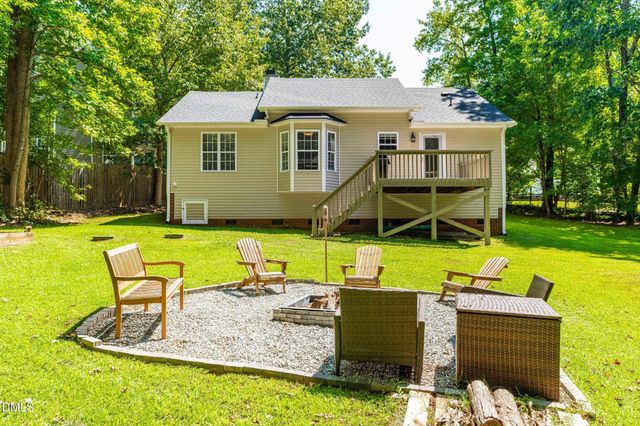 6201 Lilly Stream Court, Willow Spring, NC 27592