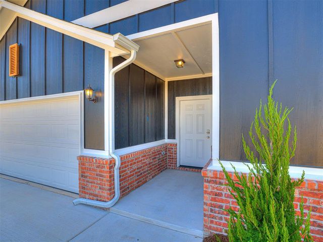 645 Stella Trail, Guthrie, OK 73044