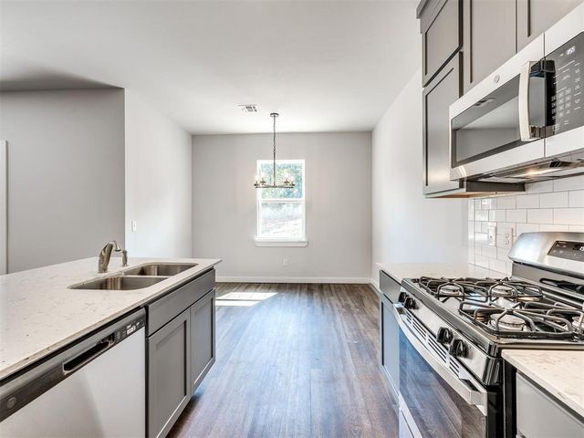 645 Stella Trail, Guthrie, OK 73044
