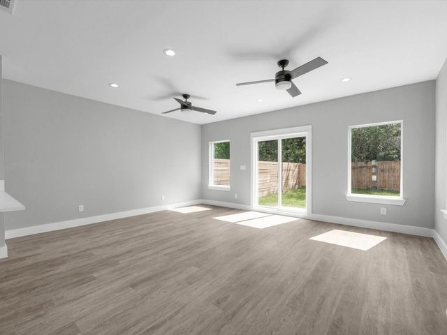 1084 Junell St, Houston, TX 77088