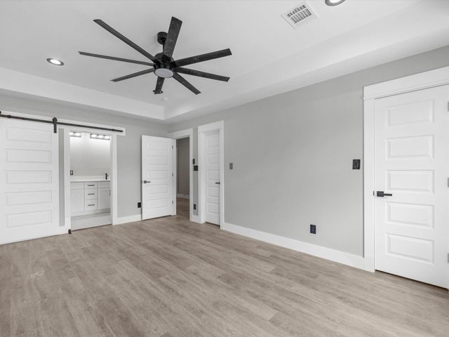 1084 Junell St, Houston, TX 77088