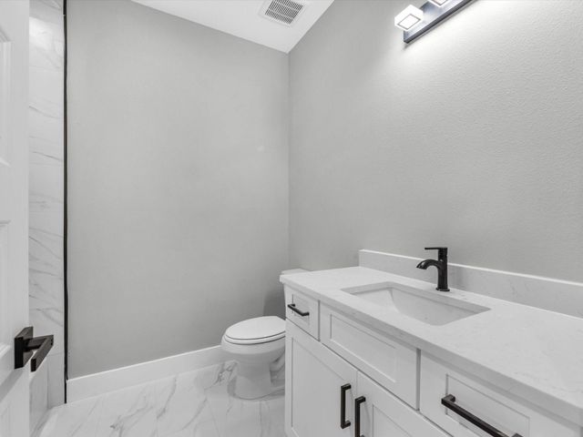 1084 Junell St, Houston, TX 77088