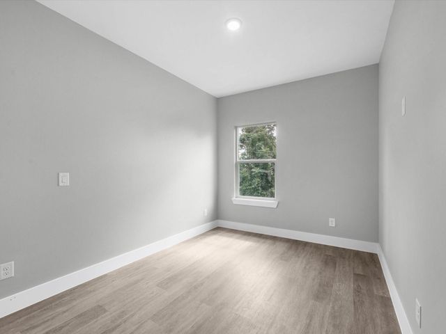 1084 Junell St, Houston, TX 77088