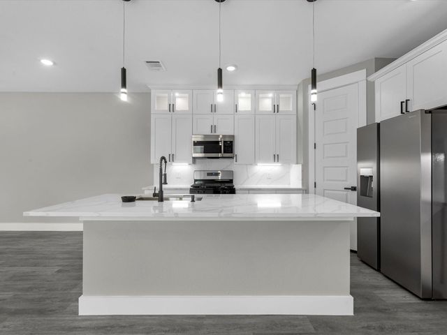 1084 Junell St, Houston, TX 77088