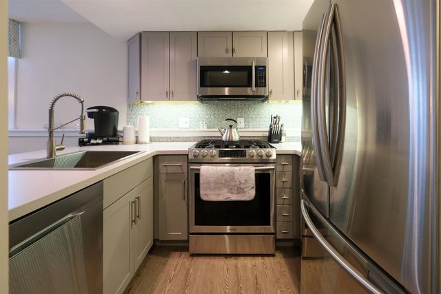 19 White Loop A-104, Ludlow, VT 05149