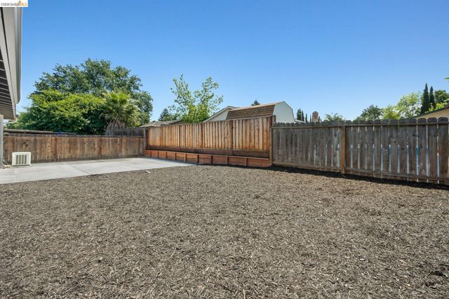 766 Oak St, Brentwood, CA 94513