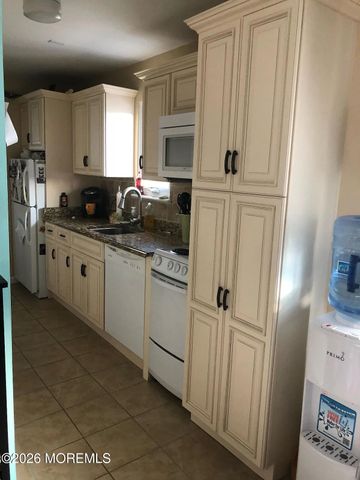 14 Bay Boulevard 7, Seaside Heights, NJ 08751