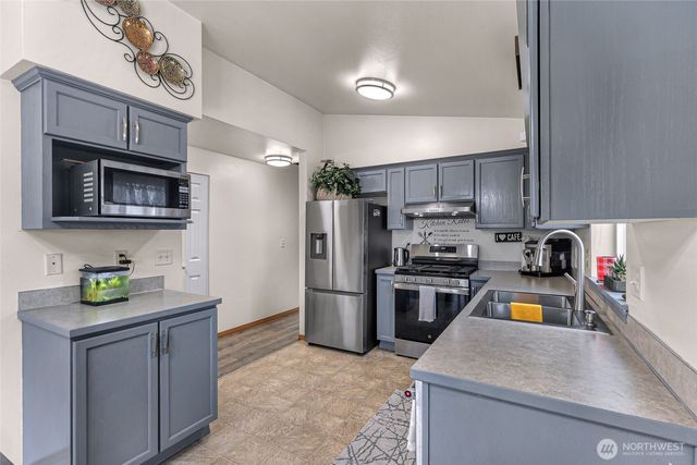 4780 Canoe Court, Blaine, WA 98230