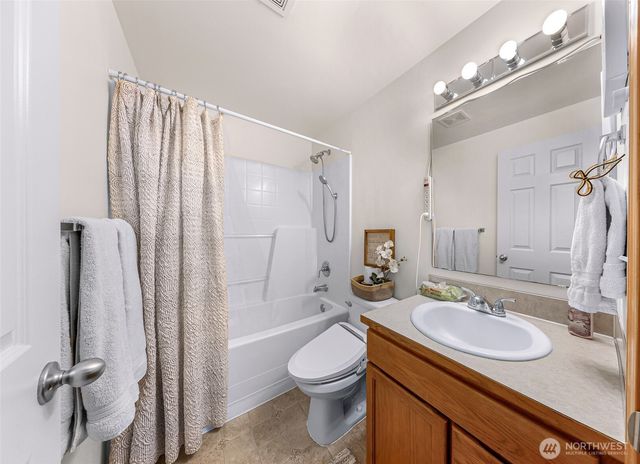 4780 Canoe Court, Blaine, WA 98230