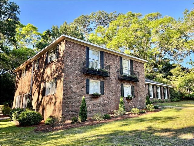 5911 Shenandoah Road N, Mobile, AL 36608