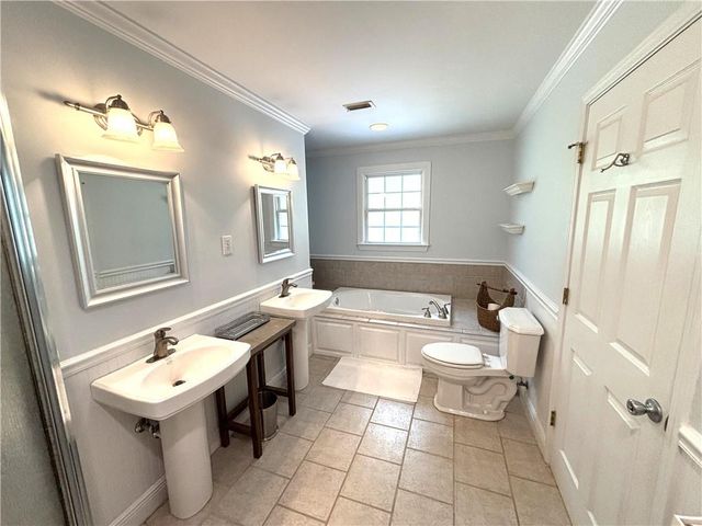 5911 Shenandoah Road N, Mobile, AL 36608