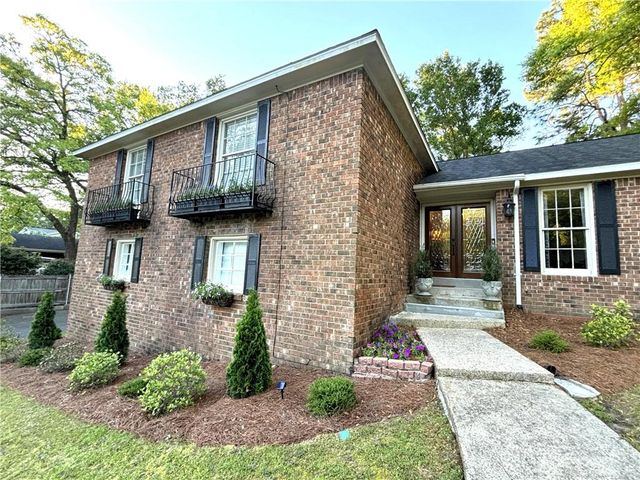 5911 Shenandoah Road N, Mobile, AL 36608