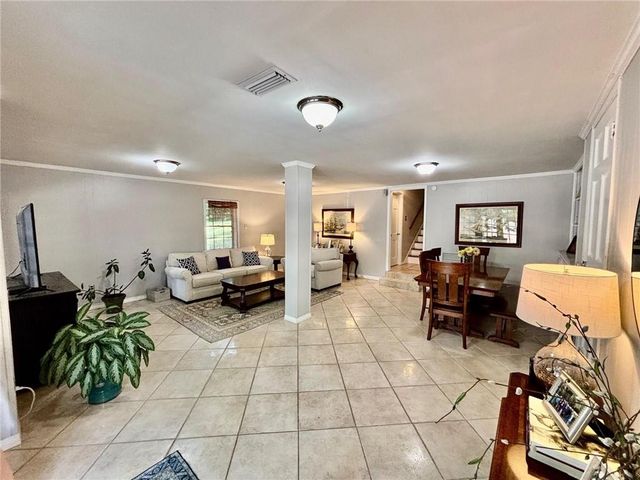 5911 Shenandoah Road N, Mobile, AL 36608