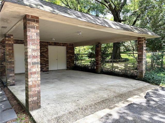 5911 Shenandoah Road N, Mobile, AL 36608