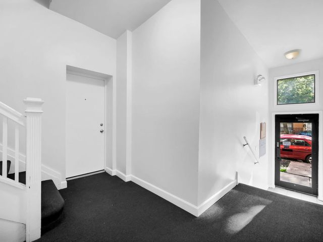 1949 N Whipple Street 1, Chicago, IL 60647