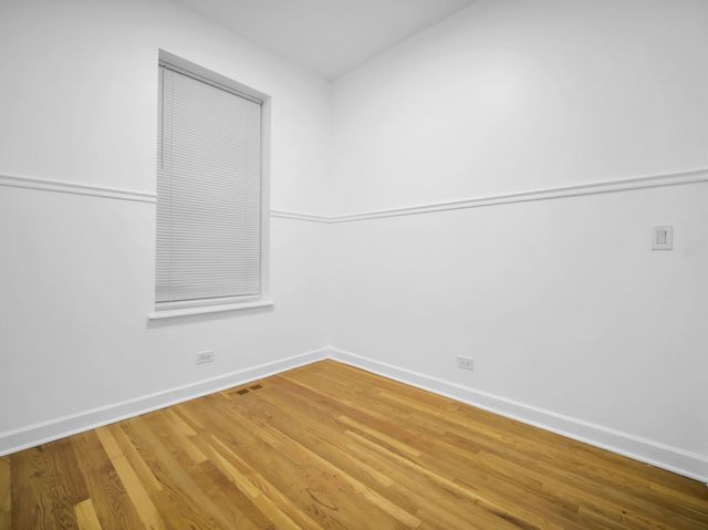 1949 N Whipple Street 1, Chicago, IL 60647
