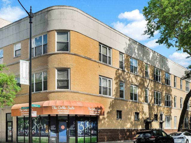 1949 N Whipple Street 1, Chicago, IL 60647