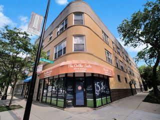 1949 N Whipple Street 1, Chicago, IL 60647