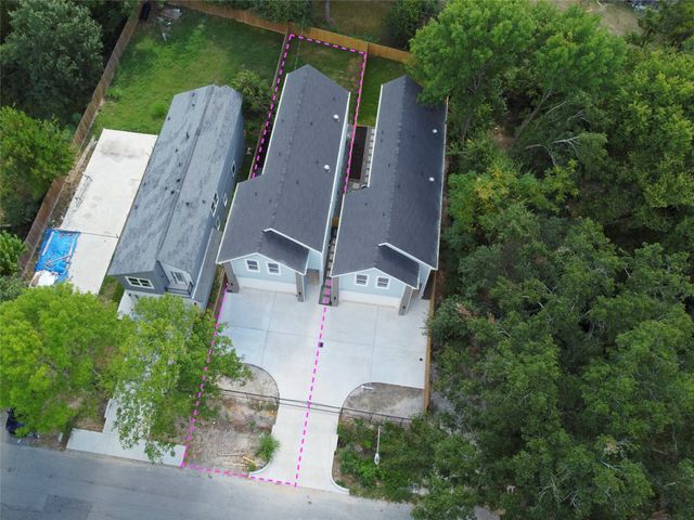 955 Ringold Street, Houston, TX 77088