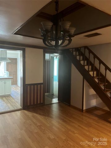 6341 Macon Street, Charlotte, NC 28208