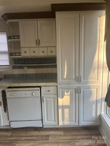 6341 Macon Street, Charlotte, NC 28208