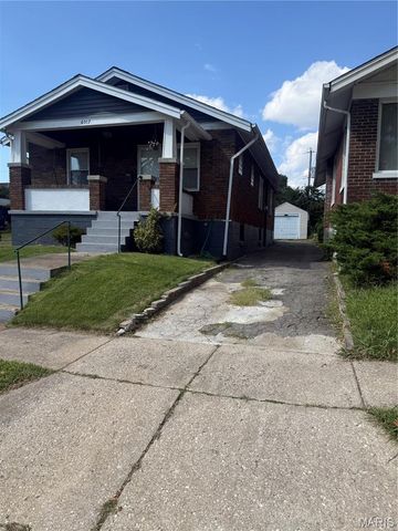 8517 Elmore Avenue, St Louis, MO 63132