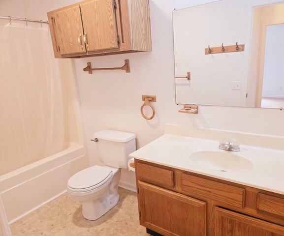 121 Walker Rd, Springville, TN 38256