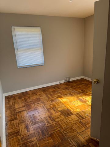 73 N Hampton Road, Columbus, OH 43213