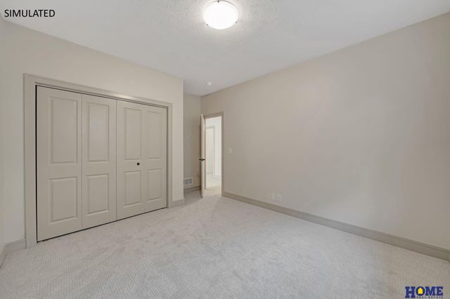 8006 Ephraem Lane, Lincoln, NE 68516