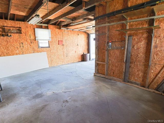 1871 Albany Post Road, Wallkill, NY 12589