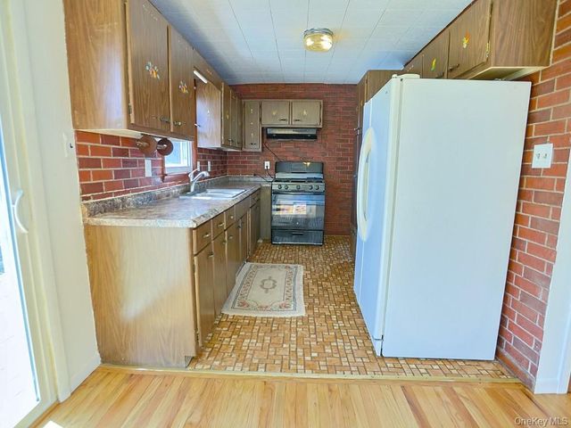 1871 Albany Post Road, Wallkill, NY 12589