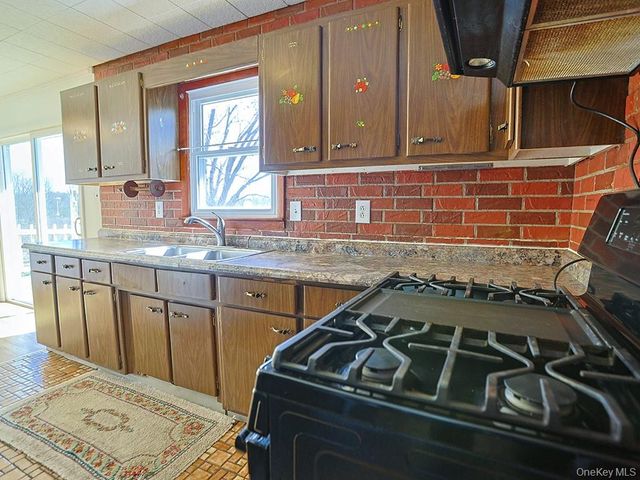 1871 Albany Post Road, Wallkill, NY 12589