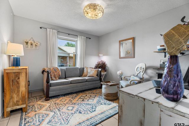 11085 Ingram St, Brownsboro, TX 75756