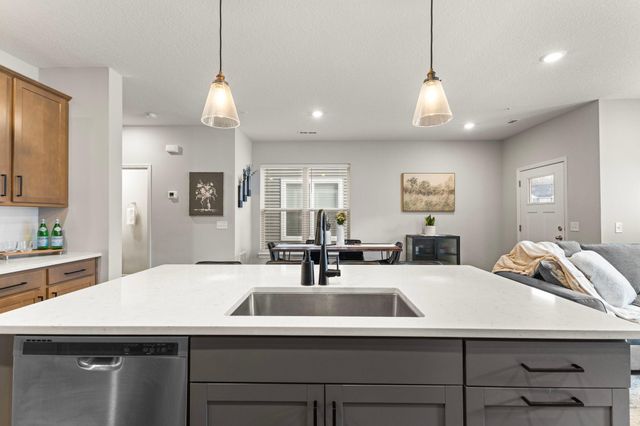 14540 Twin Lakes Circle, Burnsville, MN 55306