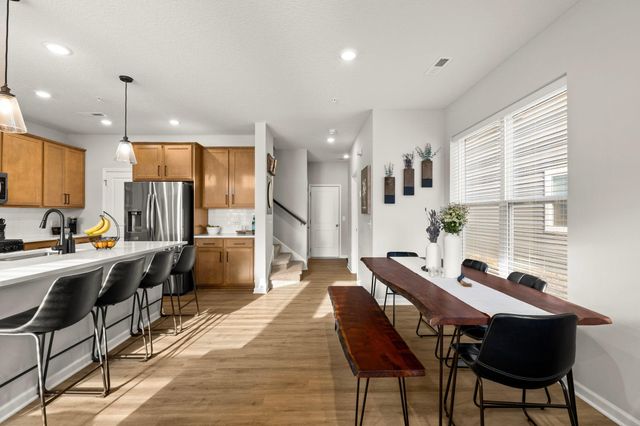 14540 Twin Lakes Circle, Burnsville, MN 55306